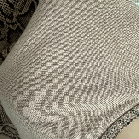 Good American Good Body BOA Bodysuit, Size 2 - Picture 9 of 10